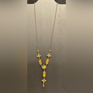 Vintage  Gold Tone Yellow/green Necklace #262